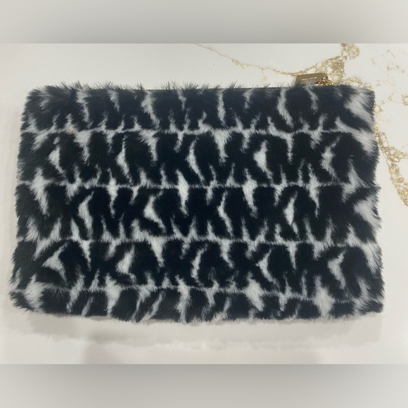 Used Once Michael Kors Black and White Faux Fur Clutch - Picture 3 of 4